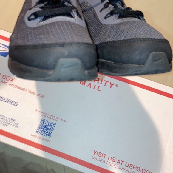 Nike Sneakers - Picture 8 of 9